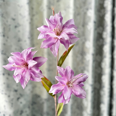 Künstliche Lilien, 3 Blüten, 85 cm, Real-Touch, für Hochzeiten, Dekoration, Hotel, Beerdigung, langlebig, pflegeleicht