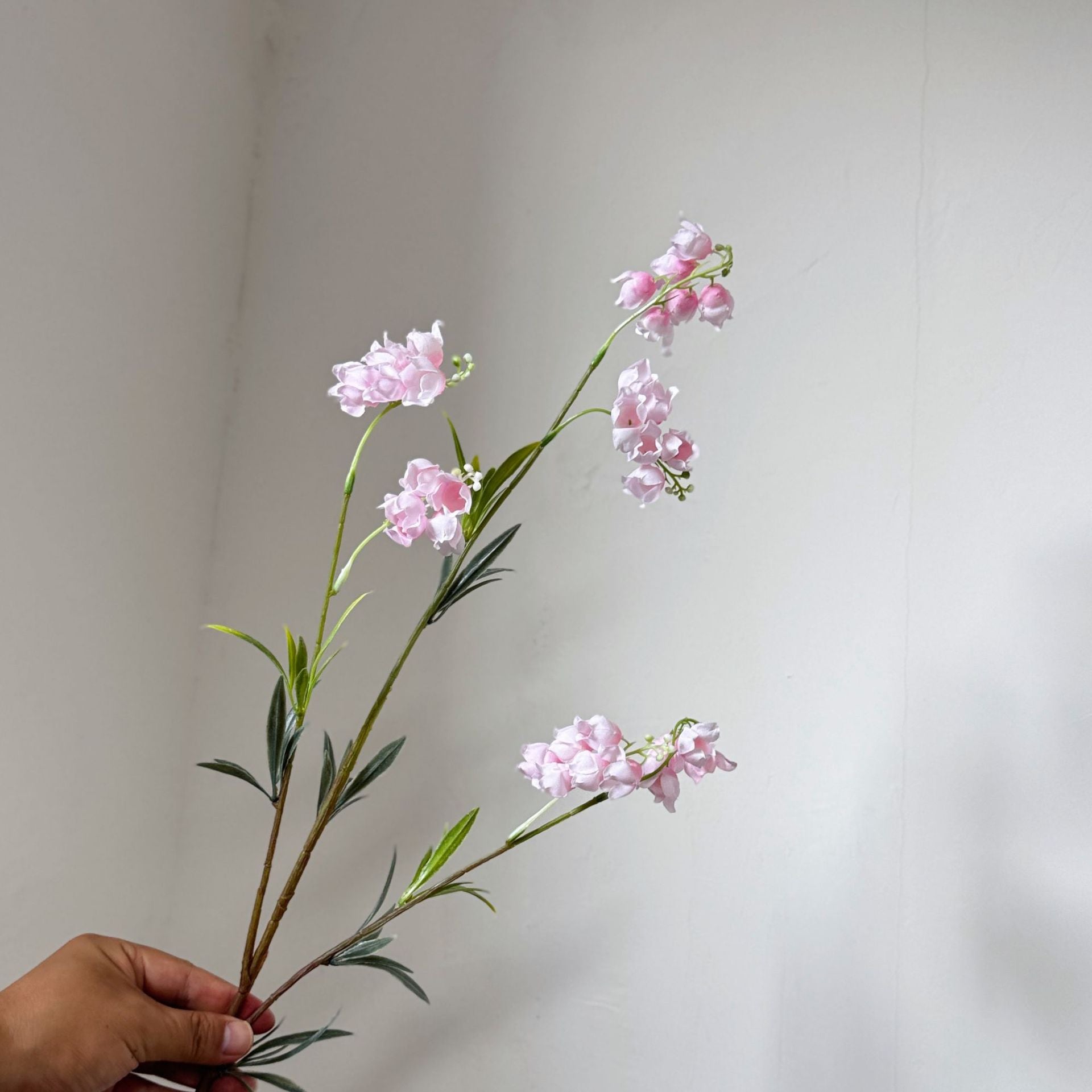 Künstliche Maiglöckchen 80 cm, realistische Seidenblumen, pastellfarben, für Hochzeit, Grabgestaltung, Innen- & Außendeko, Einzelstiel, ohne Vase