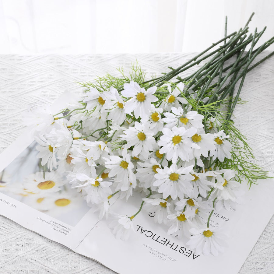 Künstliche Gänseblümchen aus Seide, 51 cm, 5 Stiele mit je 5 Blüten, für Zuhause, Hochzeiten und Gewerbe