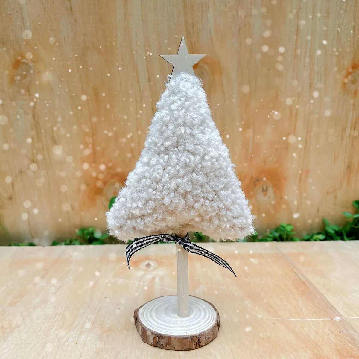 Mini Weihnachtsbaum Deko 22x10 cm, künstliche Tanne aus Stoff, realistische Optik, festliche Tischdekoration, Hochzeit, Event, Ladenausstattung, 8 Farben