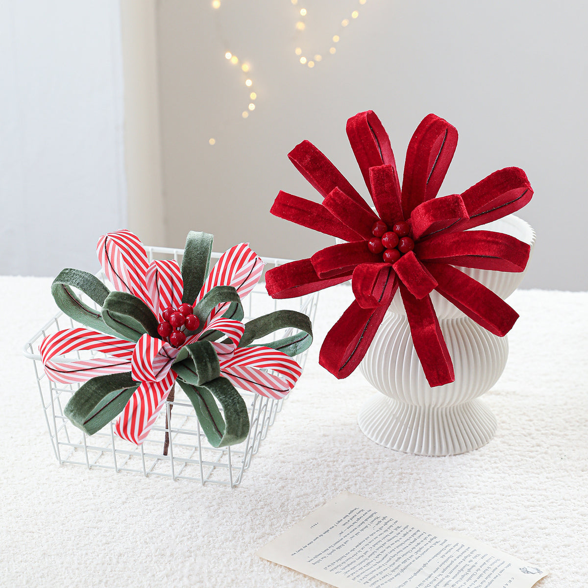 Künstliche Weihnachtsblume mit roten Beeren, 25 cm, Stoffblume, festliche Deko für Floristik, Hochzeit, Laden, Café
