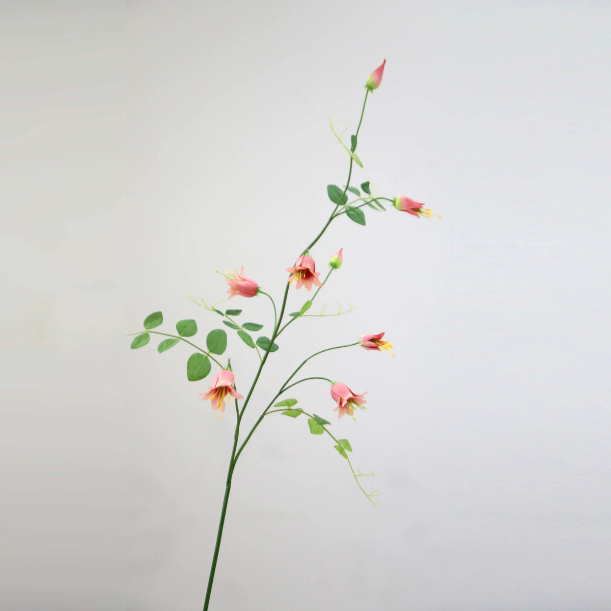 Künstliche Clematis-Blüten, 105 cm, Seidenstoff, Einzelstiel mit 8 Blüten, für Zuhause, Hochzeiten, Geschäftsräume