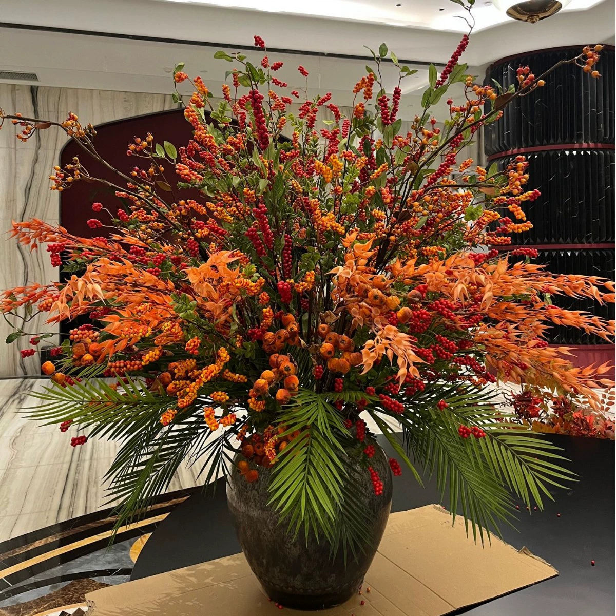 Künstliche Ilex-Beeren, 115 cm, Seidenstoff, orange/rot, Einzelstiel für Dekoration, Hochzeit, Geschäft, Zuhause