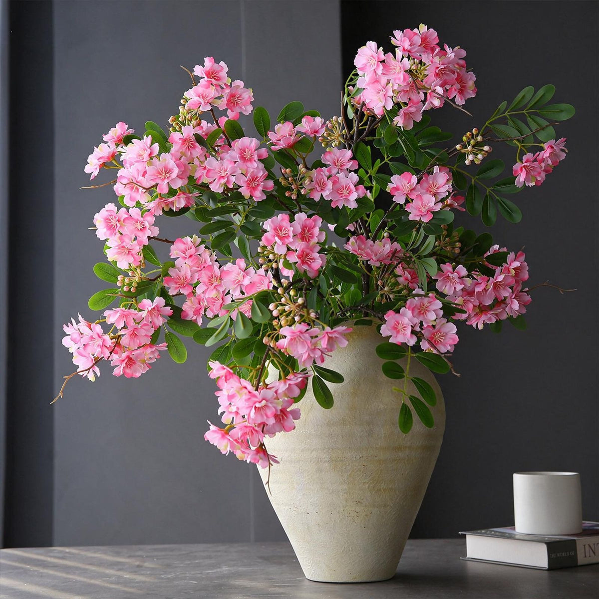Künstliche Blume, 74 cm, Seidenstoff, Einzelstiel mit 30 Blüten, Weiß/Rosa, für Zuhause, Hotel, Schaufenster