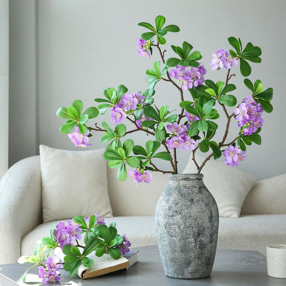Künstliche Seidenblume Pittosporum (Scheinbeere) – 78 cm Einzelstiel mit 15 Blüten – Modernes Dekoelement für Innenraum, Schaufenster, Hochzeit, Event, Hotel