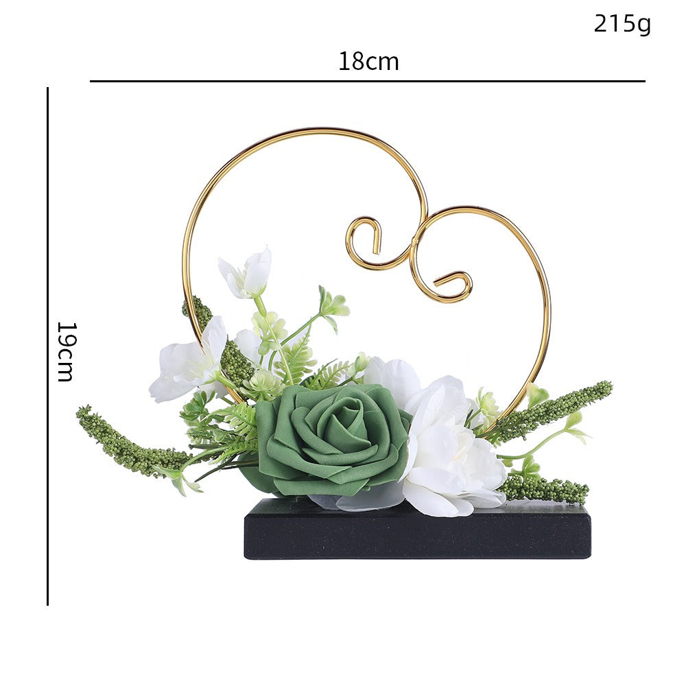 Retro Herzringhalter mit künstlichen Rosen und Gänseblümchen, 19 cm, inklusive Blumentopf