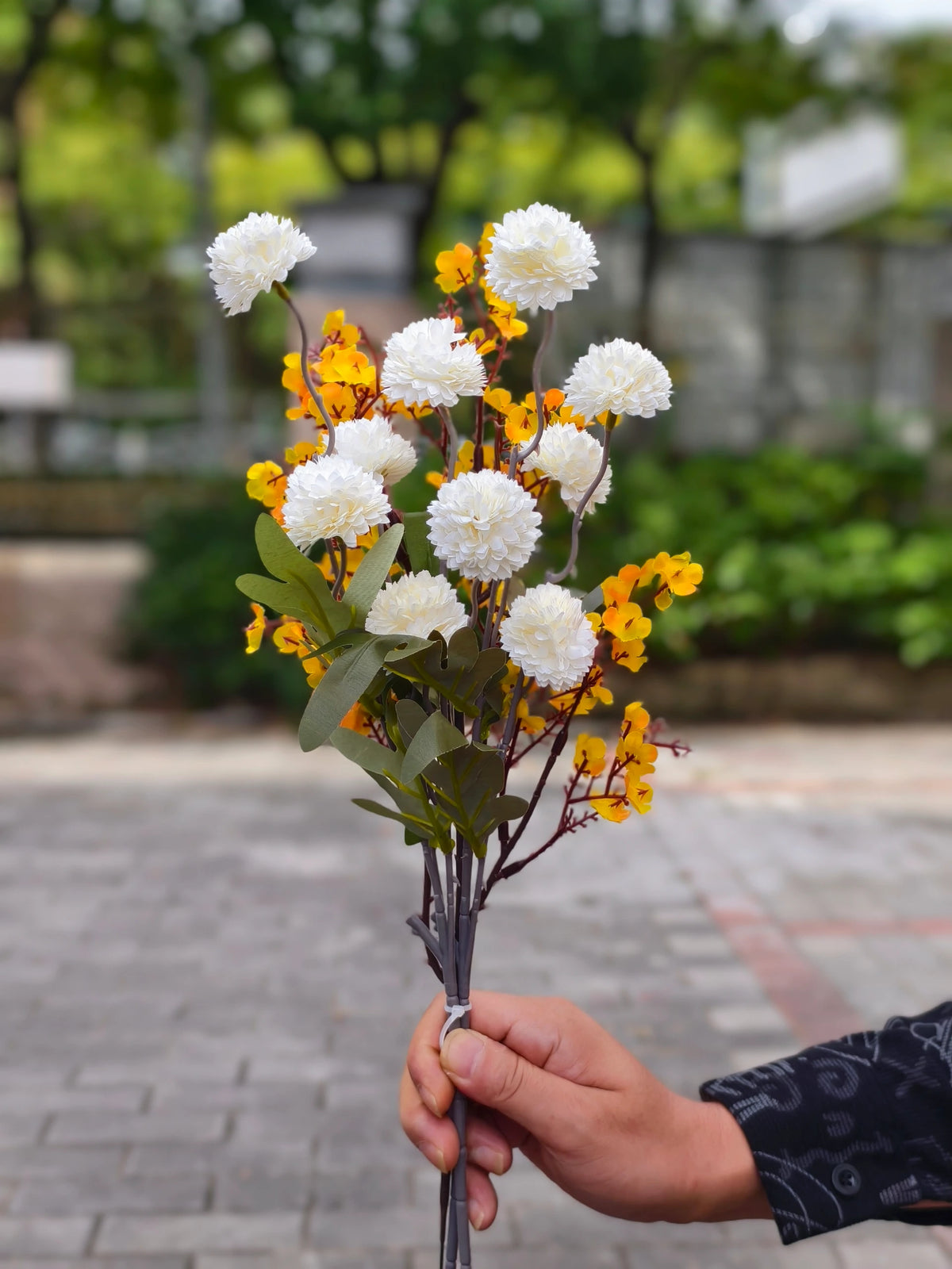 Künstliche Chrysanthemen & Schleierkraut Bouquet, 42 cm hoch, Seidenstoff-Blumen für Wohnaccessoires & Hochzeiten