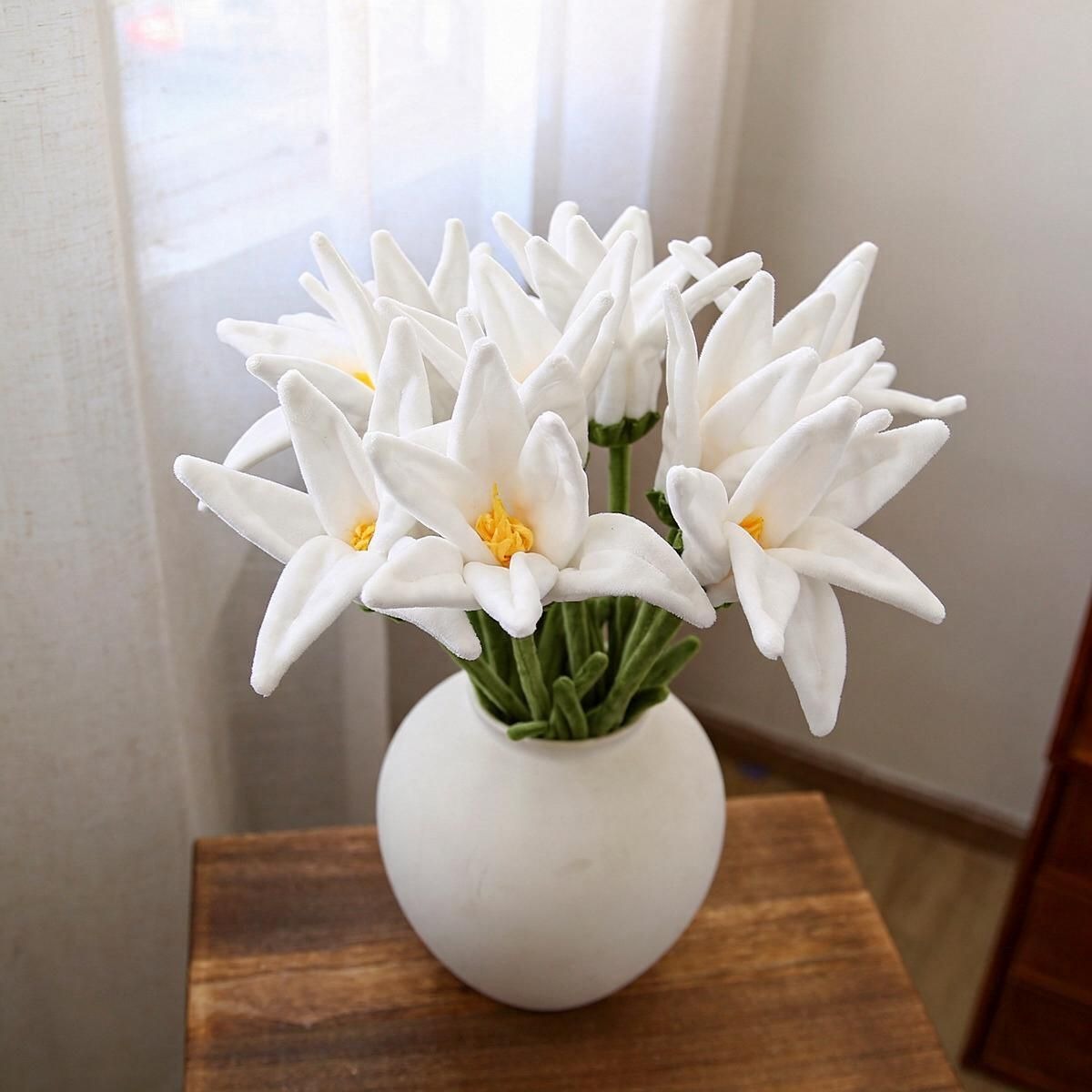 Künstliche Lilie aus Samtstoff, einzelner Stiel mit 1 Blüte, 50 cm Höhe, für Hochzeiten, Innenraumdekor und Büro