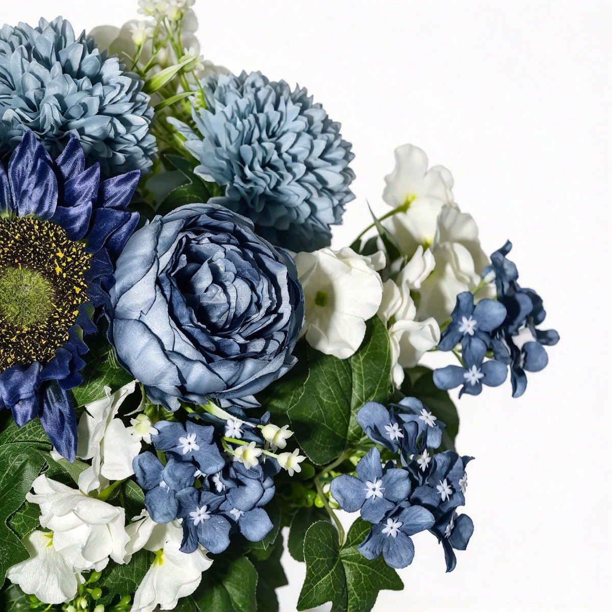 Kunstblumen-Bouquet Pfingstrose, Hortensie & Chrysantheme, 24 Blütenköpfe, Stoffblumen mit Metallvase, Staubblau, für Herbst und Winter