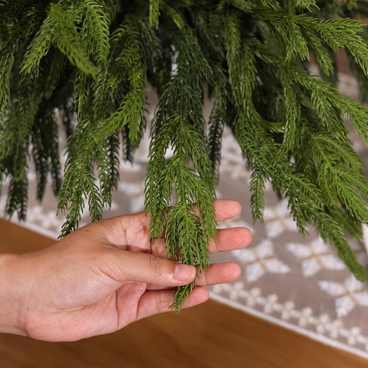 20 Stück 18 Zoll künstliche Norfolk-Kieferzweige, naturgetreue Kieferstiele für Vasen, Kamin, DIY-Girlande, Kranz, Tischdekoration und weihnachtliche Innendekoration