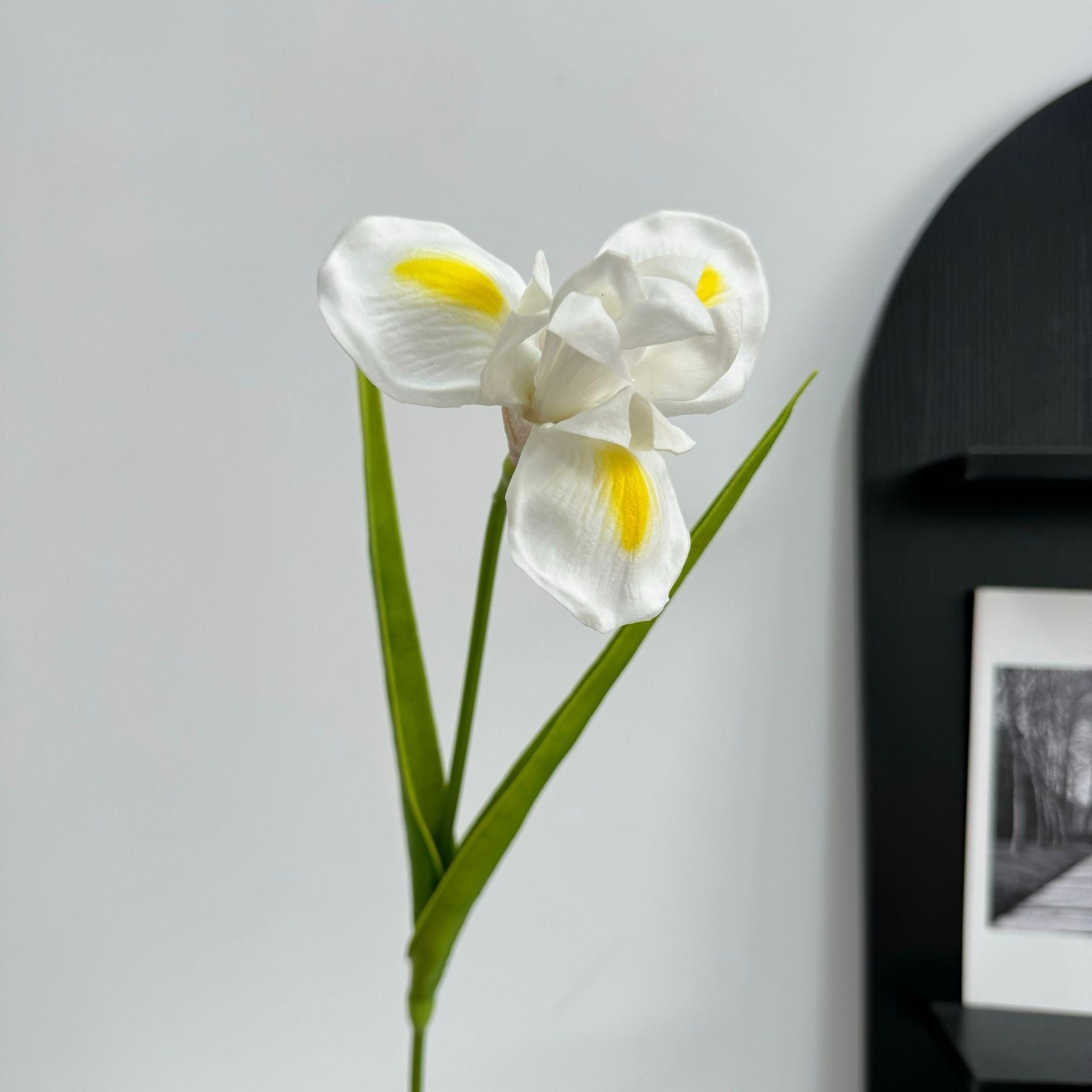 Großhandel: 55 cm künstliche Schwertlilien-Stängel künstliche Iris Deko-Simulationsblumen für die Wohnung