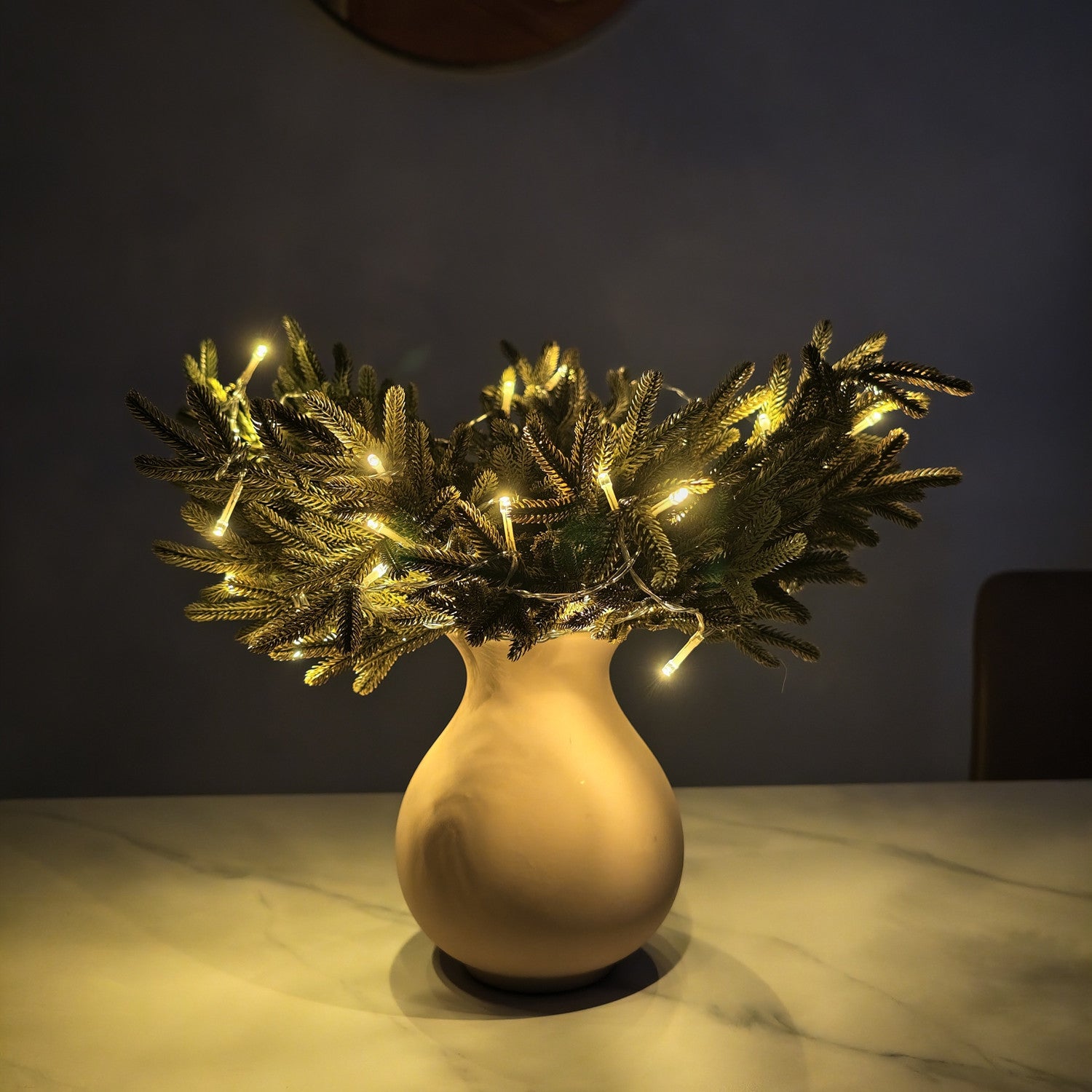 5 Stück Beleuchtete Kiefernzweige – Leuchtende Norfolk-Kiefernäste als Vasenfüller