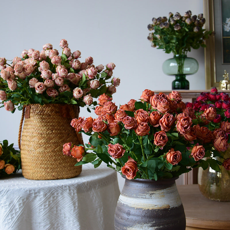 43 cm Lebensechte künstliche Mini-Rosen mit verbrannten Rändern: Heim- & Hochzeitsdekoration & DIY