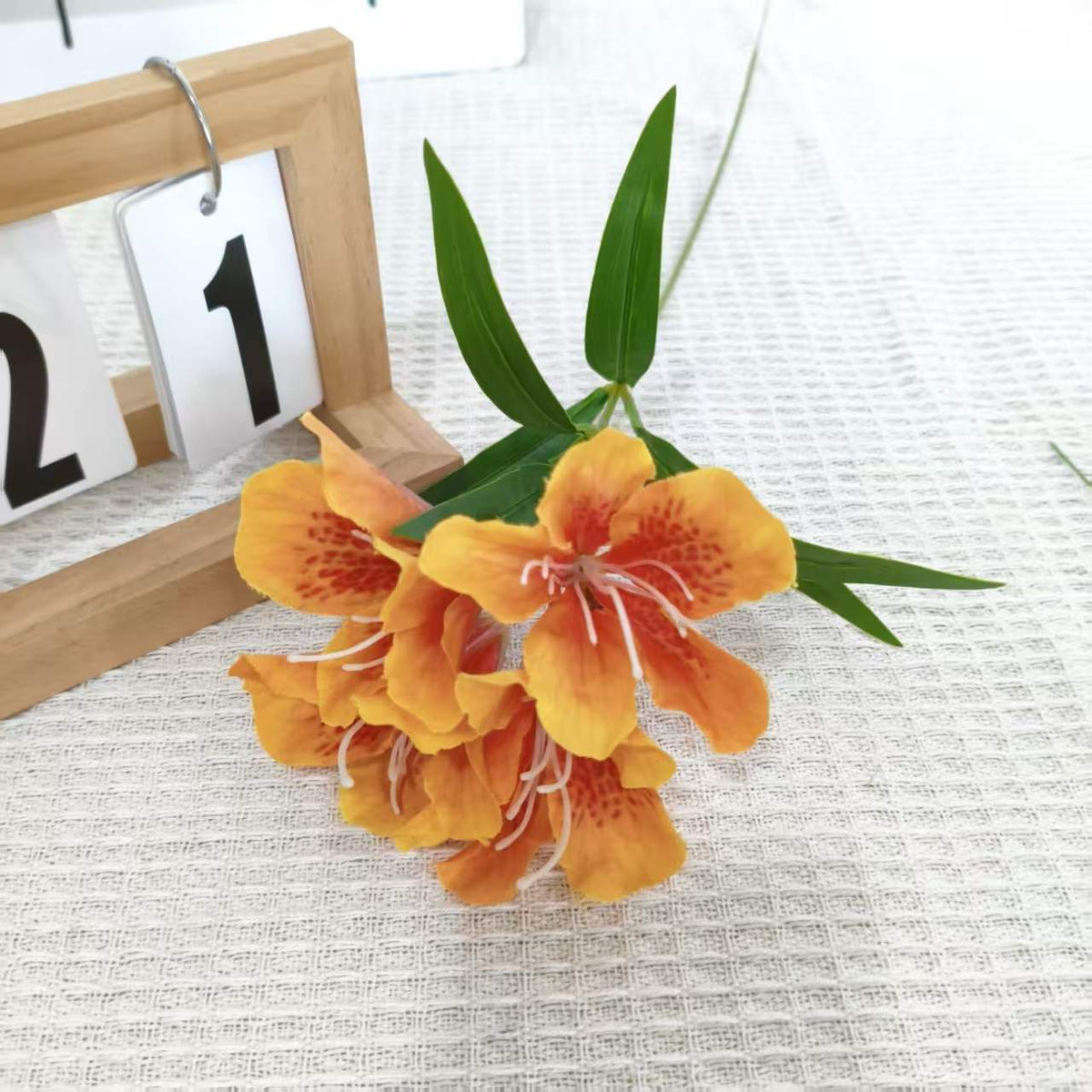 Kunstblume Rhododendron, 70 cm hoch, 3 Blüten, aus Seidenstoff, für Hochzeiten und Innendekoration
