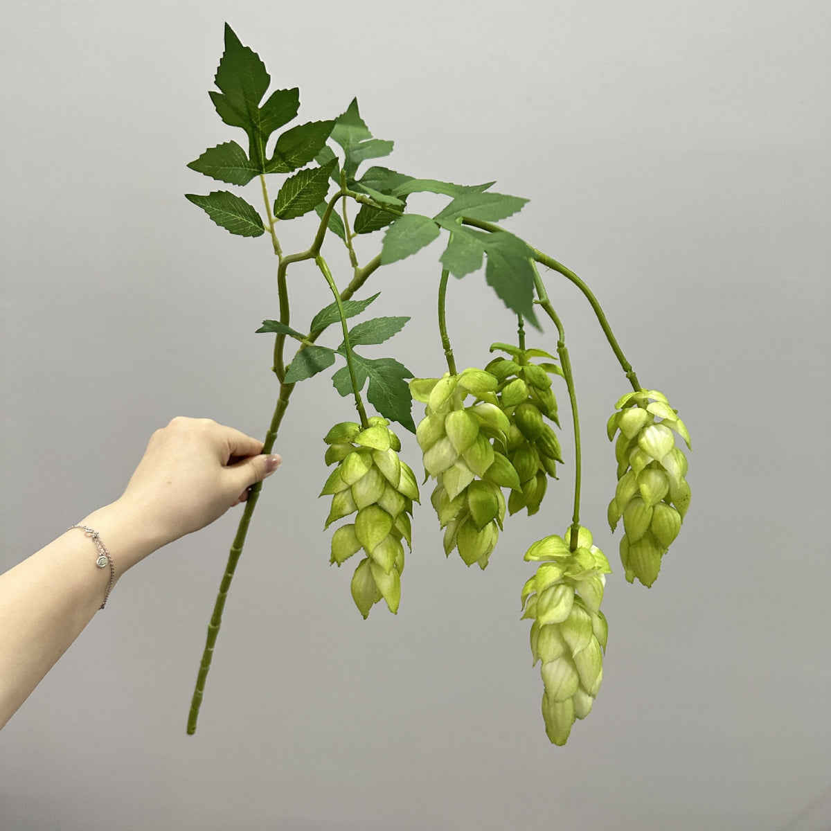 Künstliche Hopfenblüte, einzelner Stiel mit 5 Blüten, 50 cm Höhe, PU-Material, für Hochzeiten und Dekoration