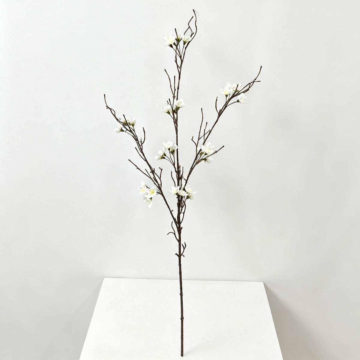 Künstlicher Pflaumenblüten-Zweig, 80 cm, aus Kunststoff, für Hochzeiten, Büros und Innendekoration