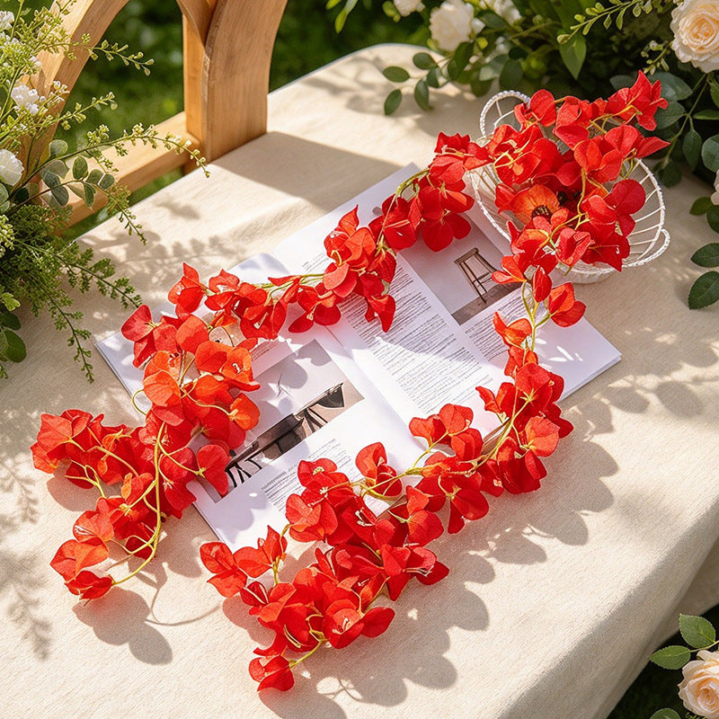 Künstliche Bougainvillea Blütenranke, Girlande aus Kunststoff mit 135 Blütenköpfen, 180 cm lang, für Hochzeit, Hotel & Schaufenster