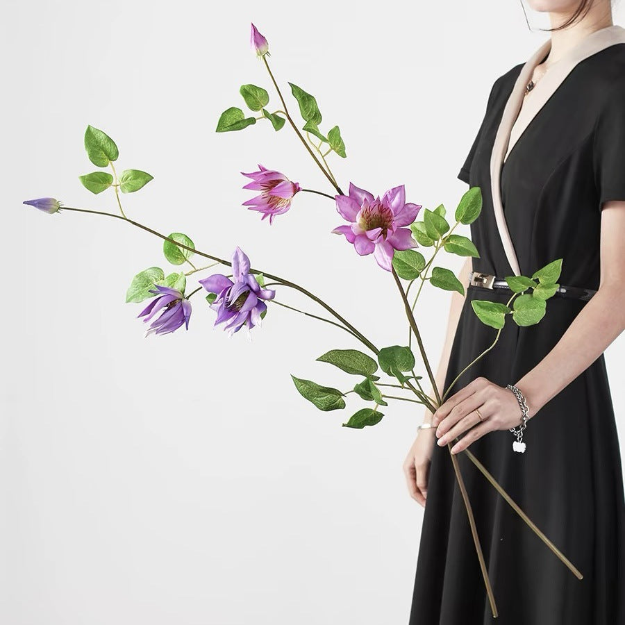 Künstliche Clematis-Blüte, 90 cm, Seidenstoff, Einzelstiel mit 3 Blüten, für Wohnzimmer, Hotel, Schaufensterdekoration