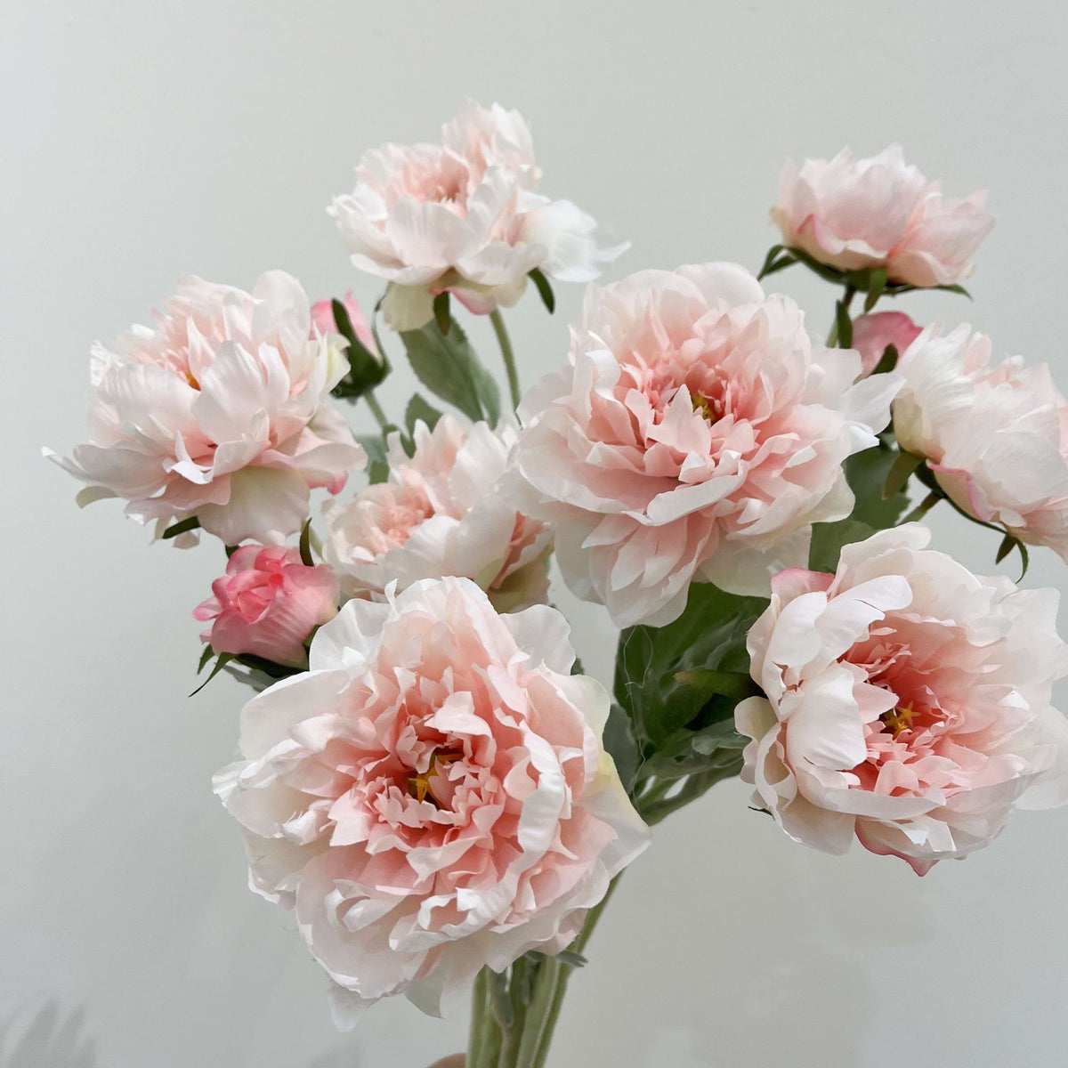 Künstliche Pfingstrose, 1 Stiel mit 3 Blüten, 50 cm hoch, Seidenstoff, für Innenraum-Deko, Hochzeit, Event, Ladenlokal