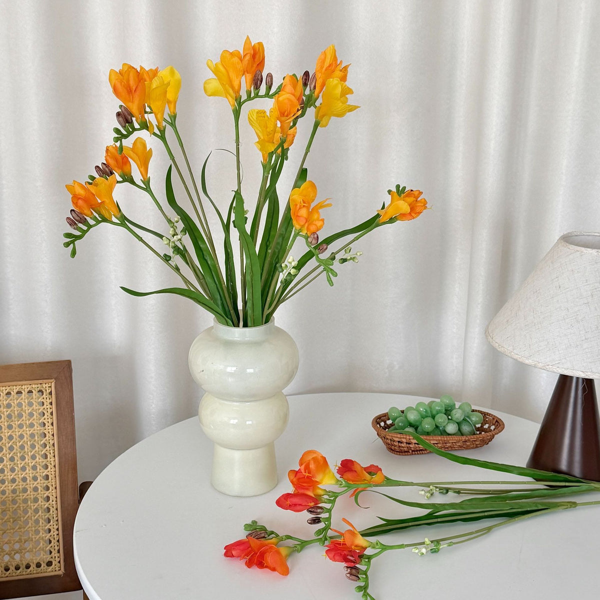 Künstliche Orchideen im Bush-Stil, 6 Blüten, 60 cm Höhe, aus Seidenstoff, für Hochzeiten und Innendekoration