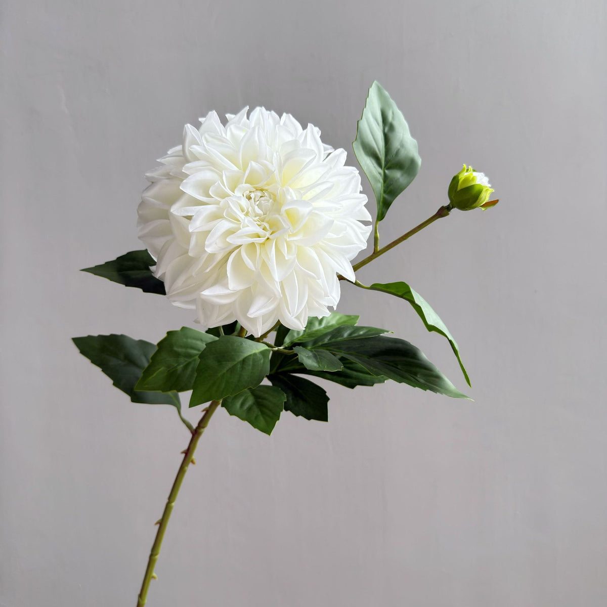 Künstliche Dahlien & Gänseblümchen, 66 cm hoch, 2 Blütenköpfe à 14 cm, aus seidenartigem Polyesterstoff, für Innendekoration