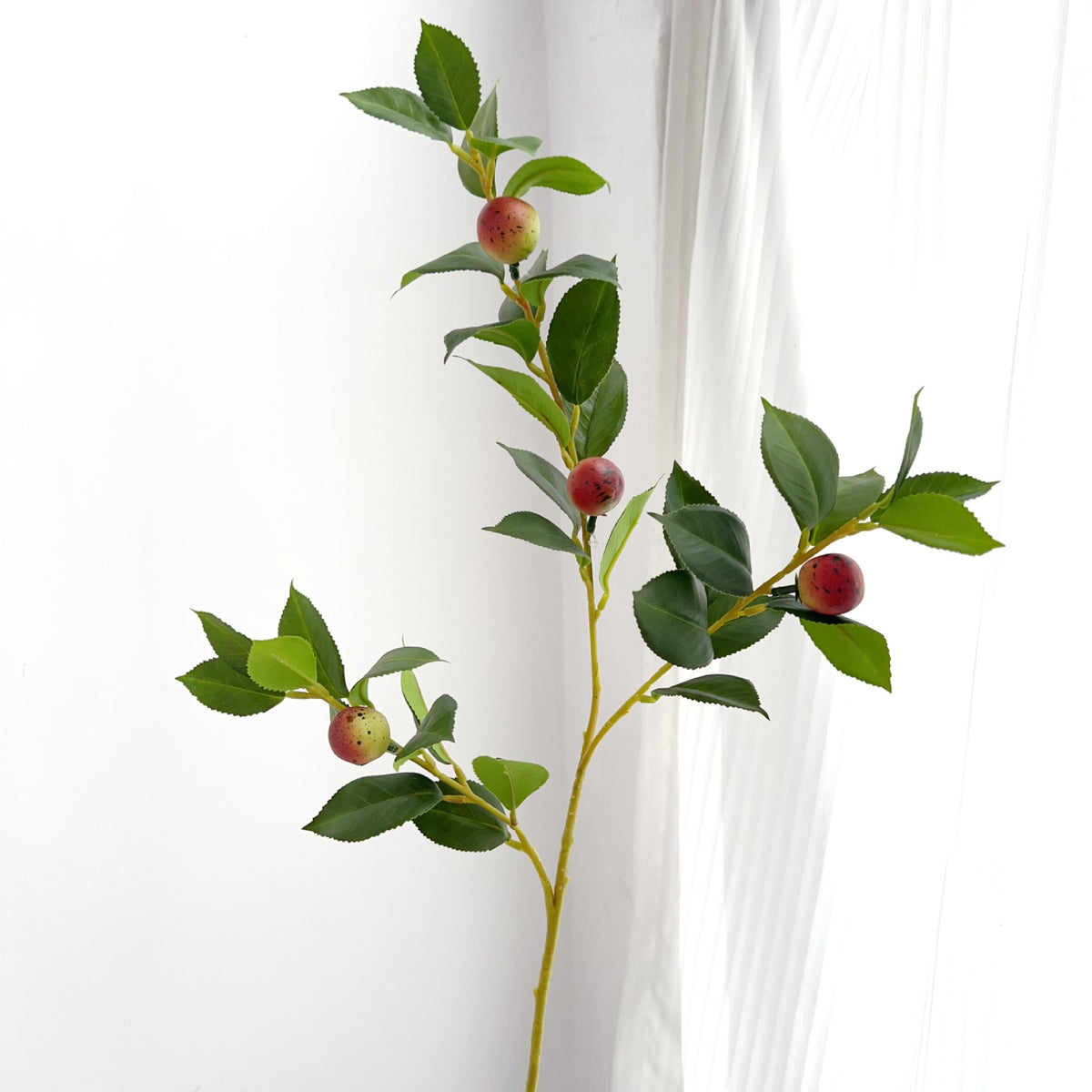 Künstlicher Kamelienzweig mit Zierfrüchten, Kunststoff (PE/PVC), Bush mit biegbaren Ästen, für Hochzeit, Schaufenster & Wohnraum