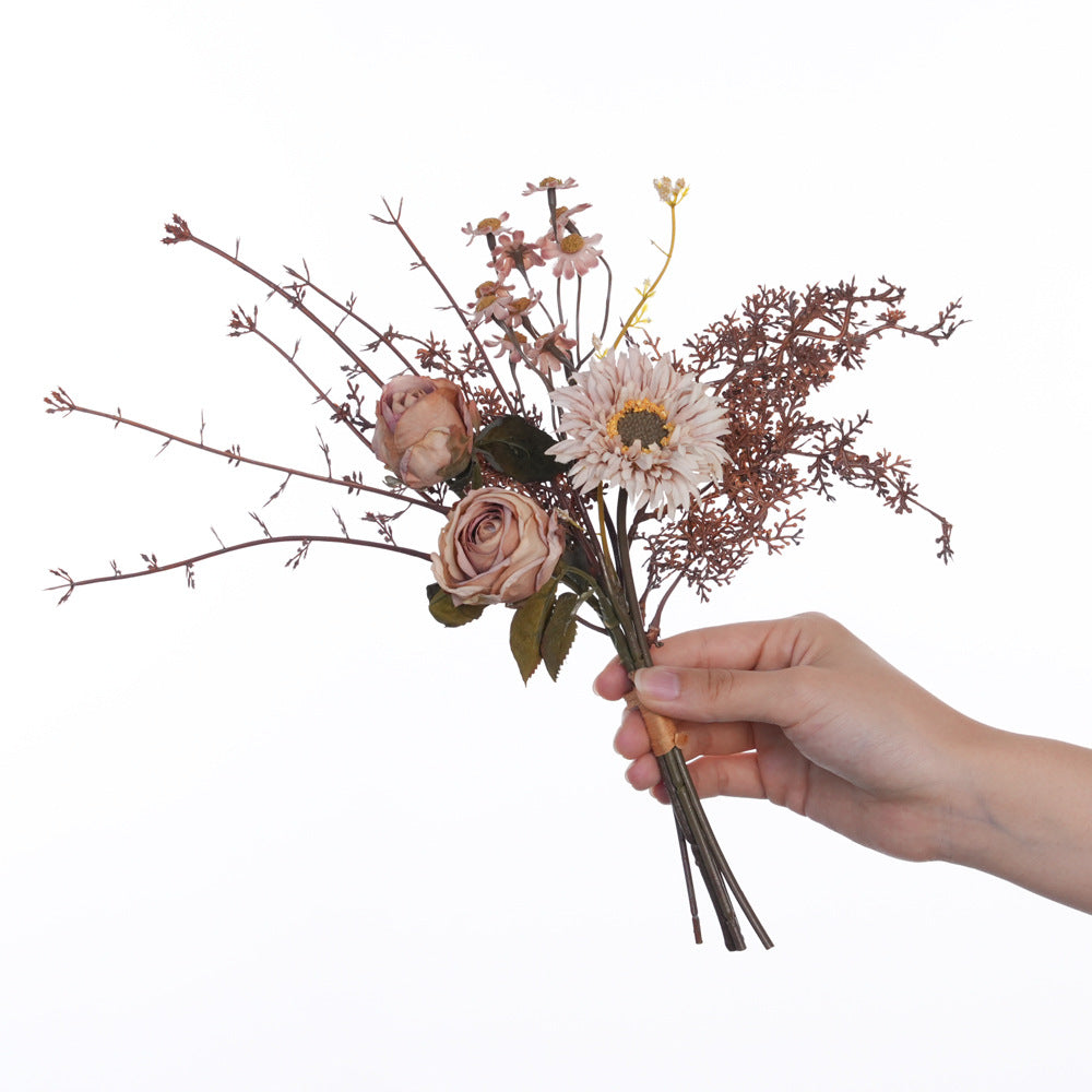 32 cm künstliches Blumenbouquet aus Rosen, Gänseblümchen und Hortensien, Vintage-Stil, für Zuhause, ohne Vase