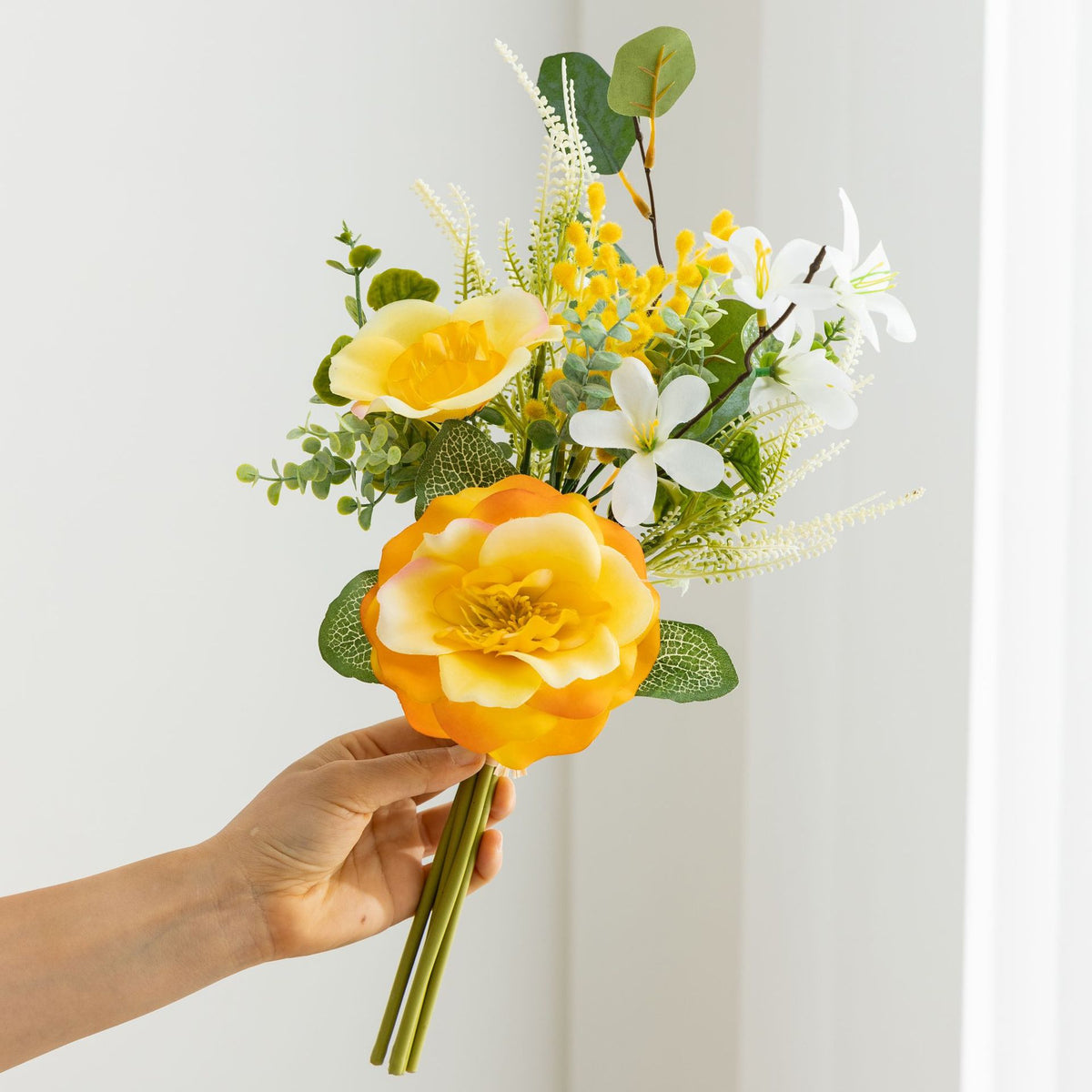 45 cm künstlicher Kamelien-Blumenstrauß aus Seide – 6 Blüten, UV-beständig, für Hochzeit, Dekoration, Innenraum, Bürotisch, Café, Hotel
