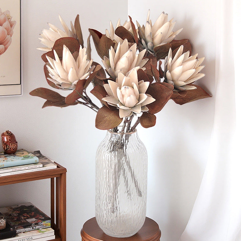 Künstliche Protea-Blüte, einzelner Stiel, 52 cm hoch, Karamellfarbe, aus Seidenstoff, für Innenräume