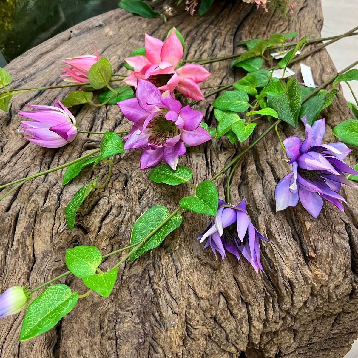 Künstliche Clematis-Blüte, 90 cm, Seidenstoff, Einzelstiel mit 3 Blüten, für Wohnzimmer, Hotel, Schaufensterdekoration