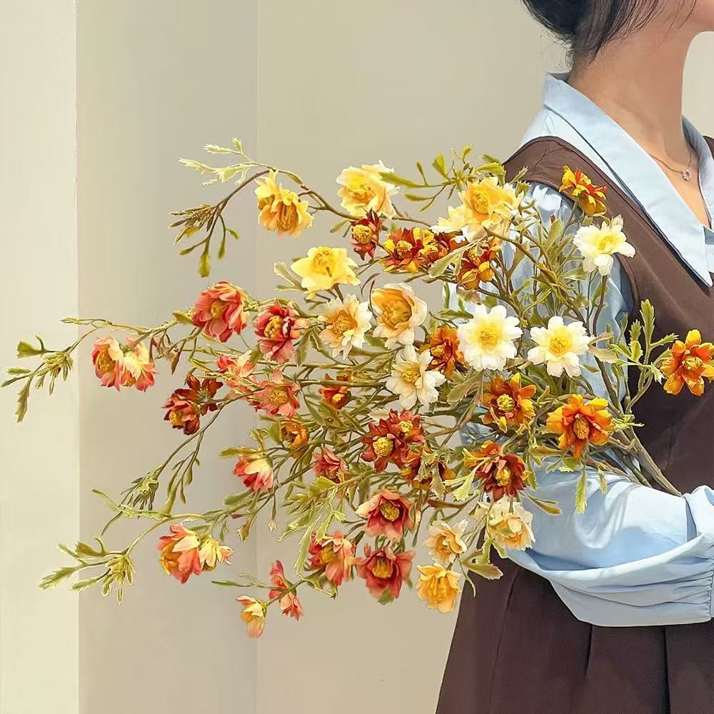 Retro-Kamille-Kunstblume, Einzelstiel mit 9 Blüten, Höhe 84 cm, Polyester-Seide, für Haushalt und Gewerbe