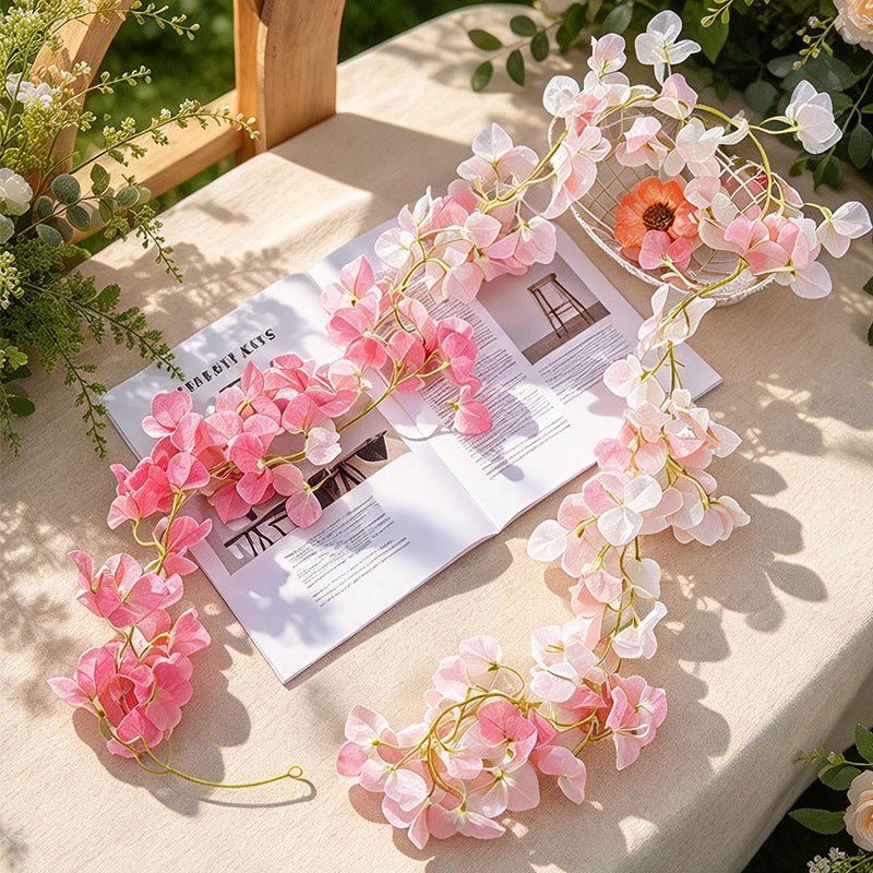 Künstliche Bougainvillea Blütenranke, Girlande aus Kunststoff mit 135 Blütenköpfen, 180 cm lang, für Hochzeit, Hotel & Schaufenster
