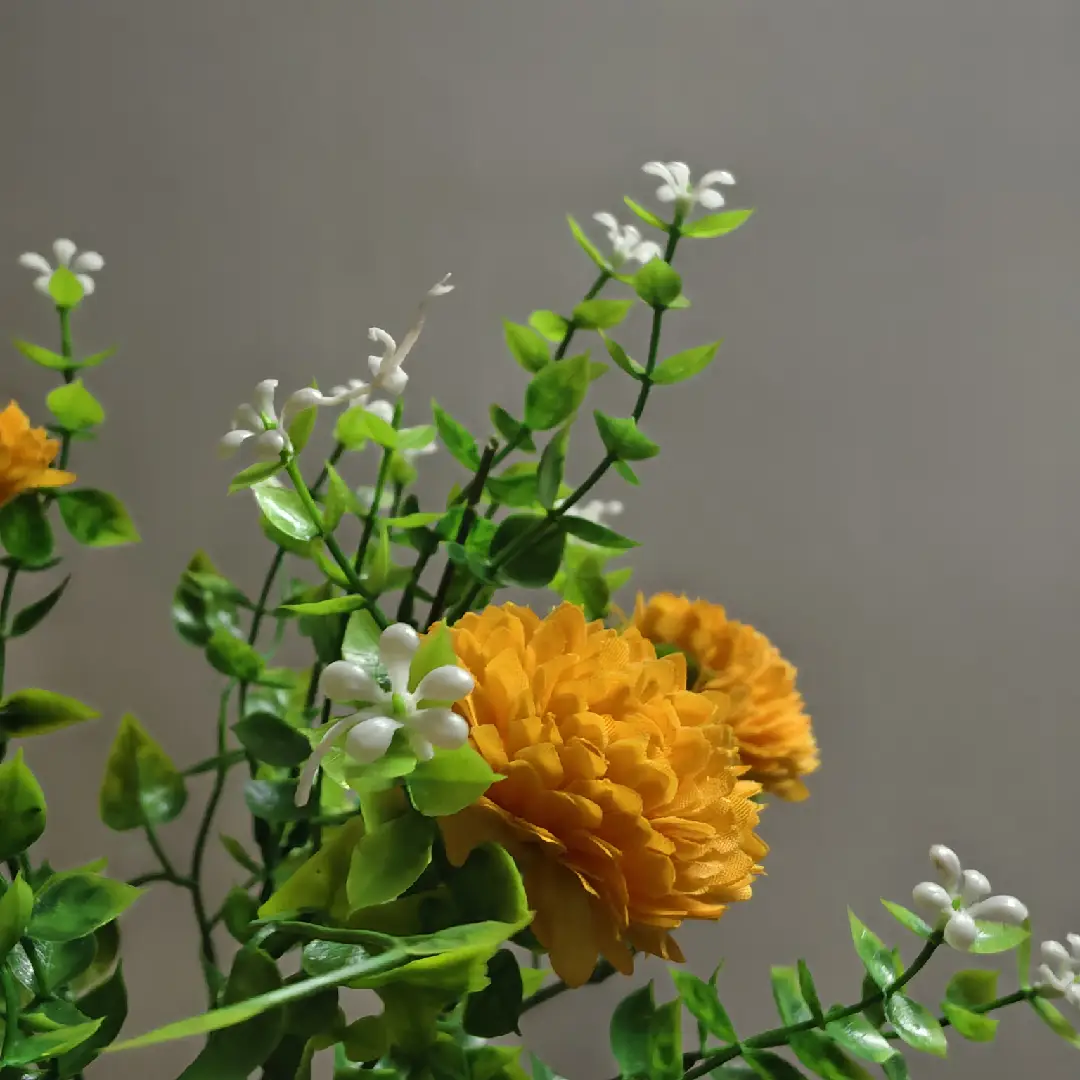 Restposten 35 cm Künstlicher Gelb Chrysanthemen-Strauß UV-beständig & wetterfest für außen