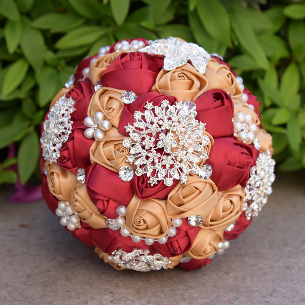 Künstlicher edler Satin-Rosen-Brautstrauß mit Perlen für Hochzeiten