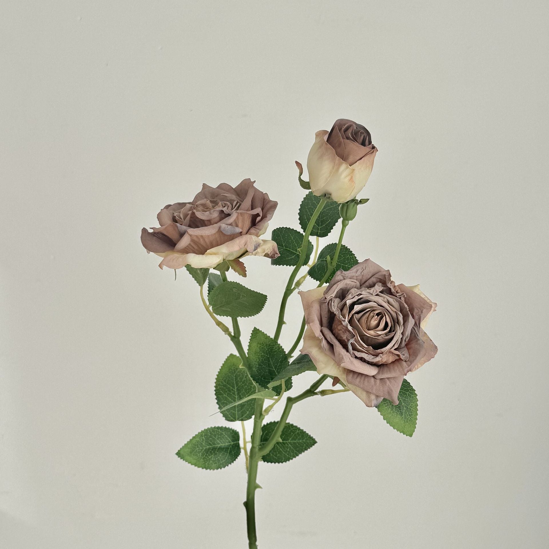 55 cm Vintage Decorative Roses with 3 Heads & Burnt Edges - Ideal for Autumn Winter Decoration