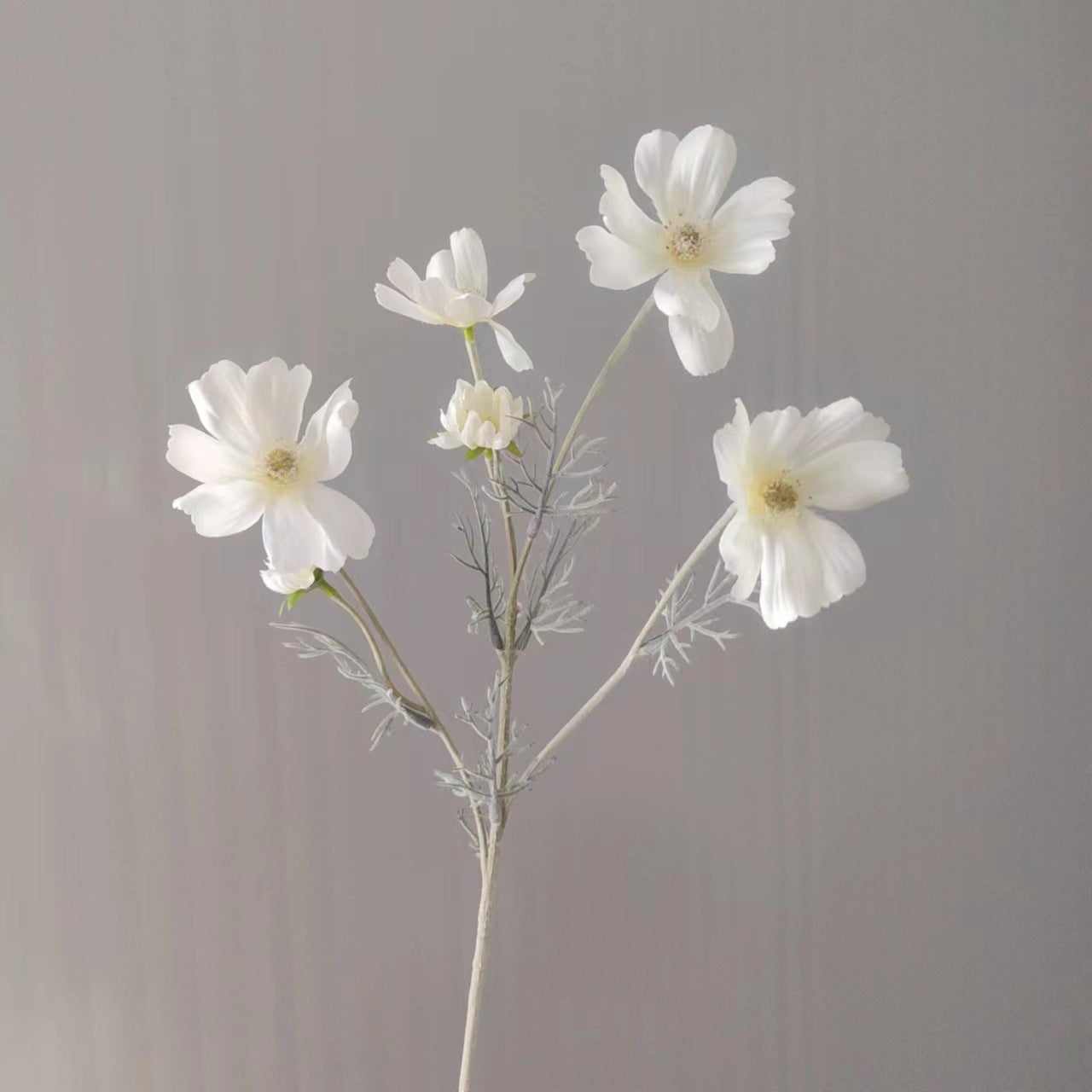 Gänseblümchen Stiel 60 cm, Künstlicher Kosmee Zweig aus Seide, Täuschend echte Kunstblume für Vase, Hochzeit, Gastronomie & Deko