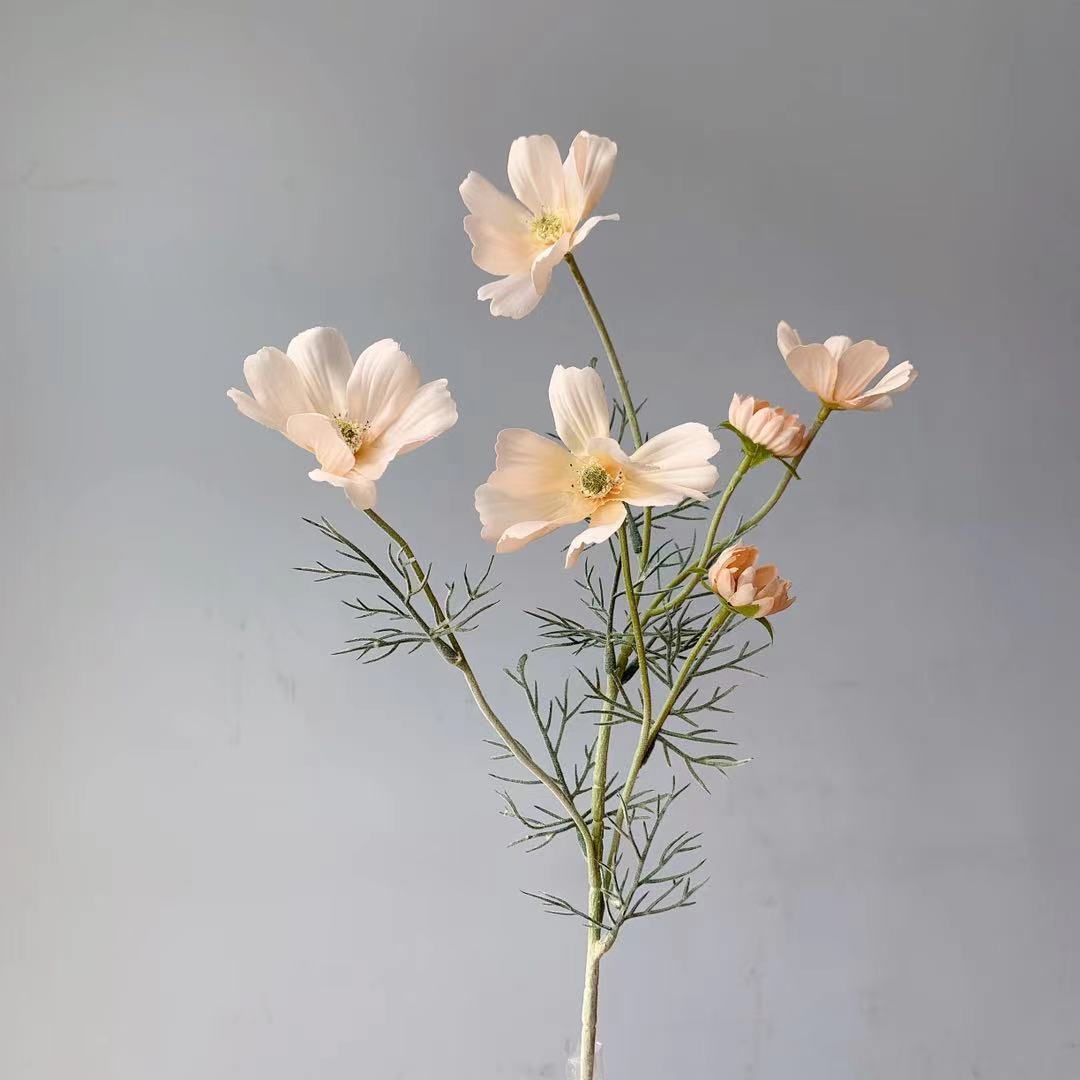 Gänseblümchen Stiel 60 cm, Künstlicher Kosmee Zweig aus Seide, Täuschend echte Kunstblume für Vase, Hochzeit, Gastronomie & Deko