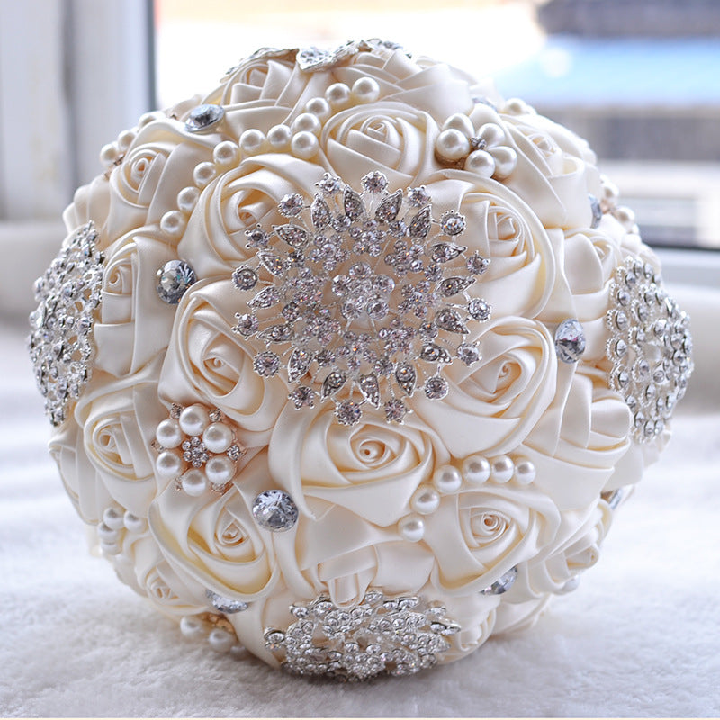 Künstlicher edler Satin-Rosen-Brautstrauß mit Perlen für Hochzeiten