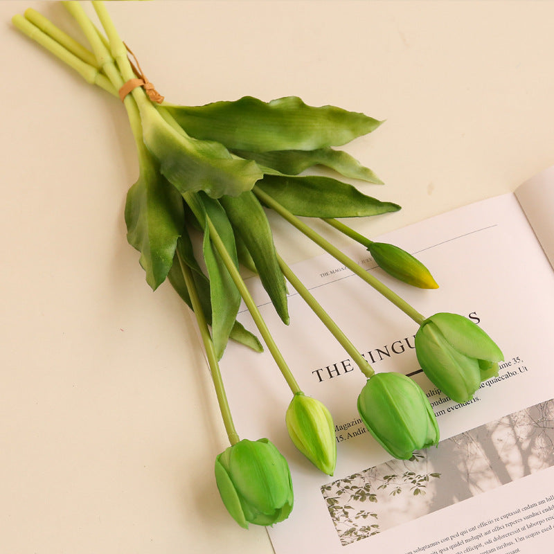 5 Stück künstliche Tulpen mit echtem Griffgefühl (Latex) – UV-beständige Kunstblumenstrauße für Tischdekoration, Home Decor, Parties, Hochzeiten und Gartendekoration