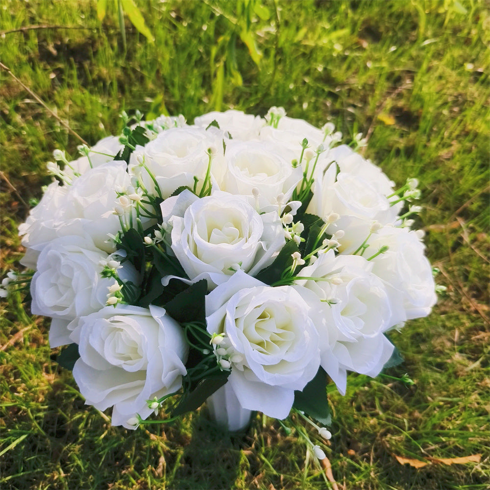 Grabschmuck Rosenstrauß mit Vase | ca. 38 cm | Wetterfeste Kunstblumen | Grabgesteck für Allerheiligen & Gedenken