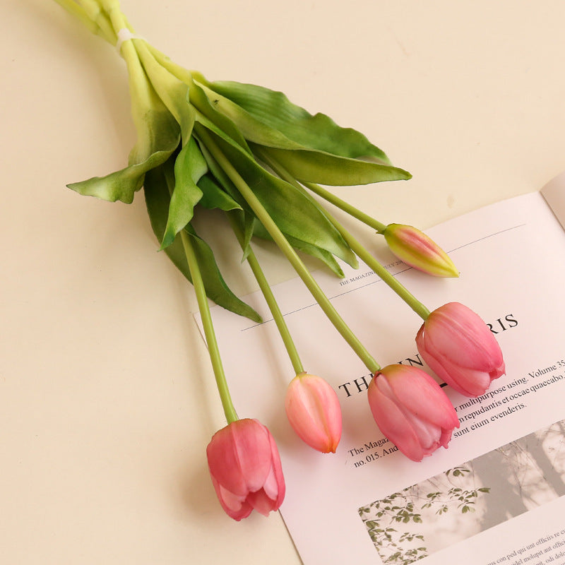 5 Stück künstliche Tulpen mit echtem Griffgefühl (Latex) – UV-beständige Kunstblumenstrauße für Tischdekoration, Home Decor, Parties, Hochzeiten und Gartendekoration