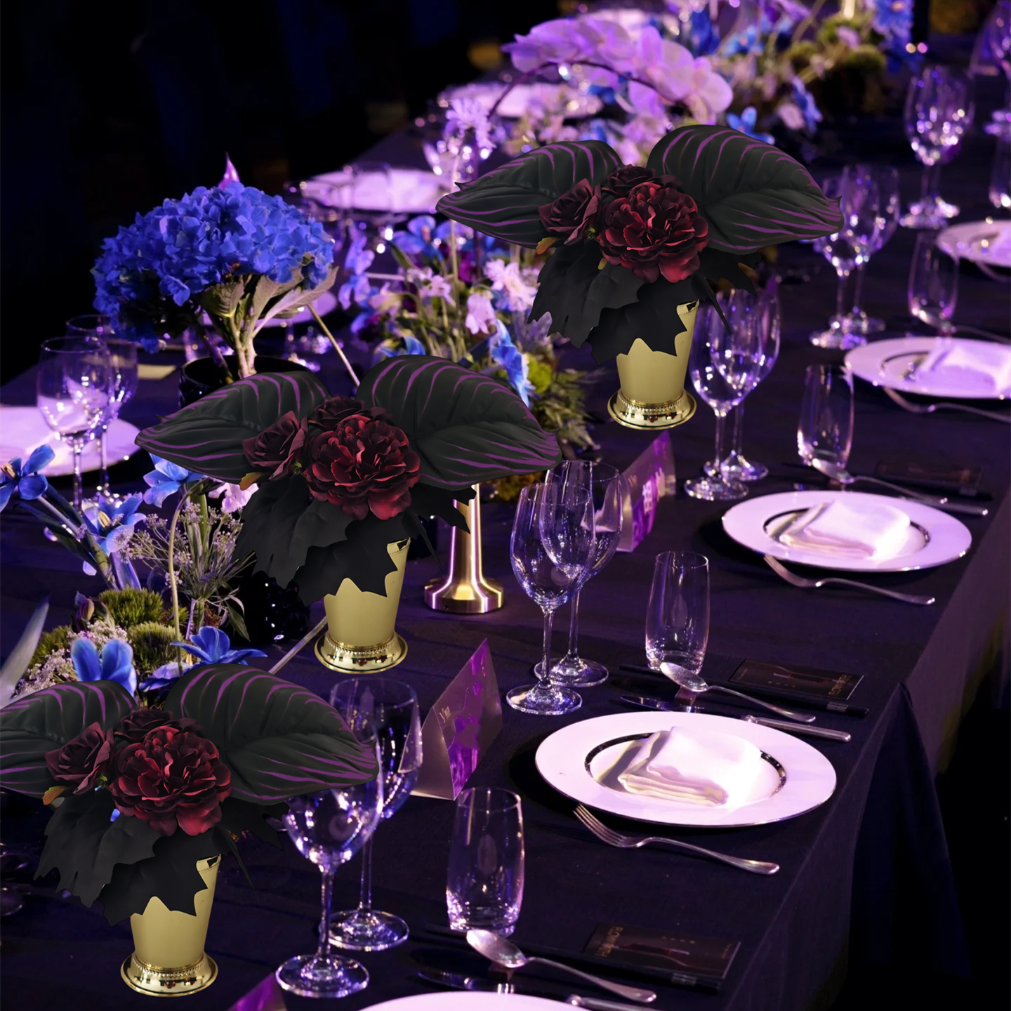 Großpackung 20 cm Fertig-Halloween-Kunstblumenarrangement – Schwarze, Lila & Burgunderrote Blüten & Blätter in edler Goldvase