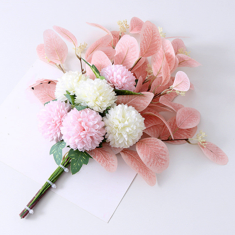 47 cm Künstlicher Blumenstrauß mit Ball Mums Mixed & Eukalyptus – Für Oktoberfest & Herbst-Winter-Dekoration